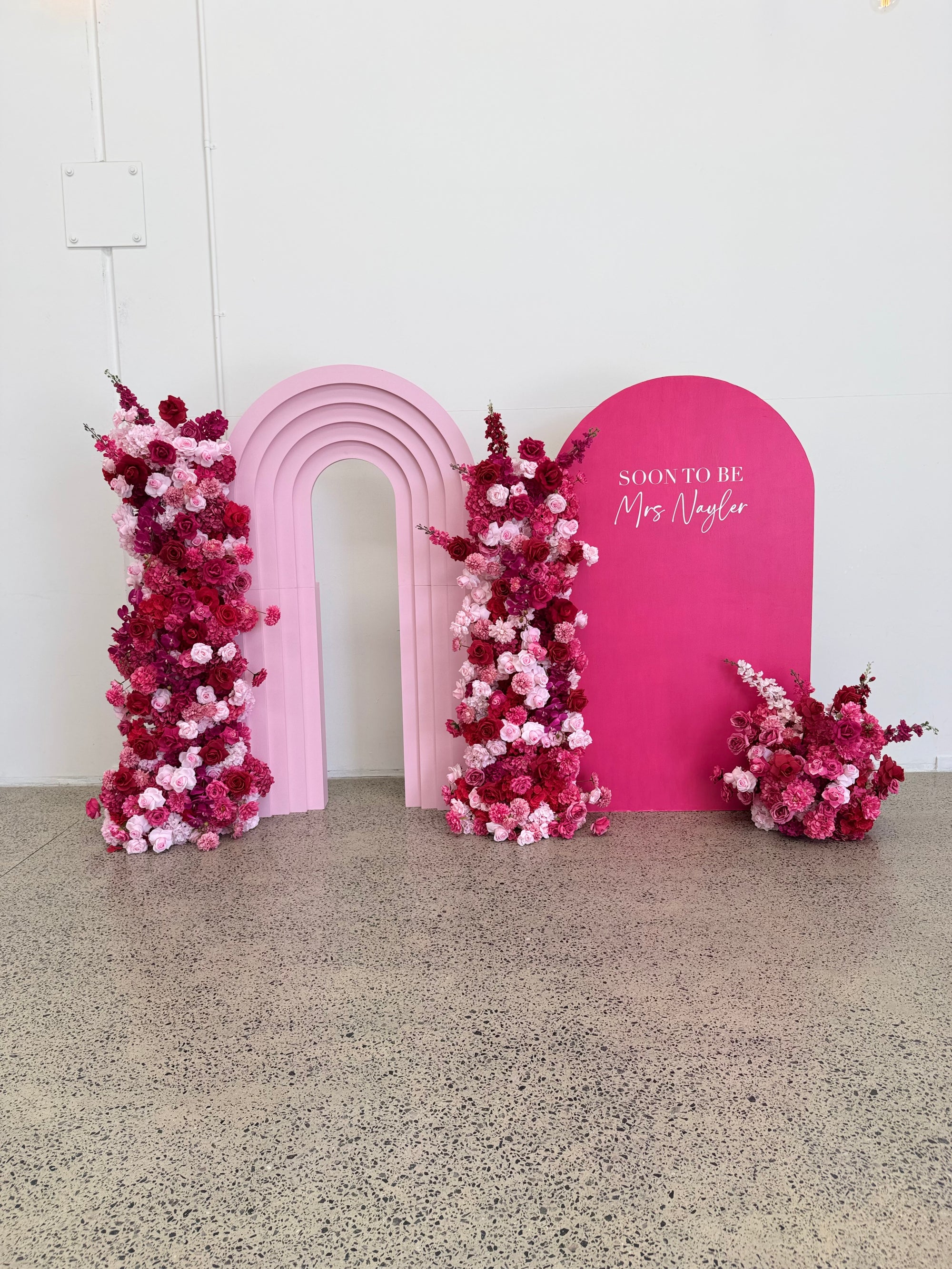Cleo Florals & Backdrop Package
