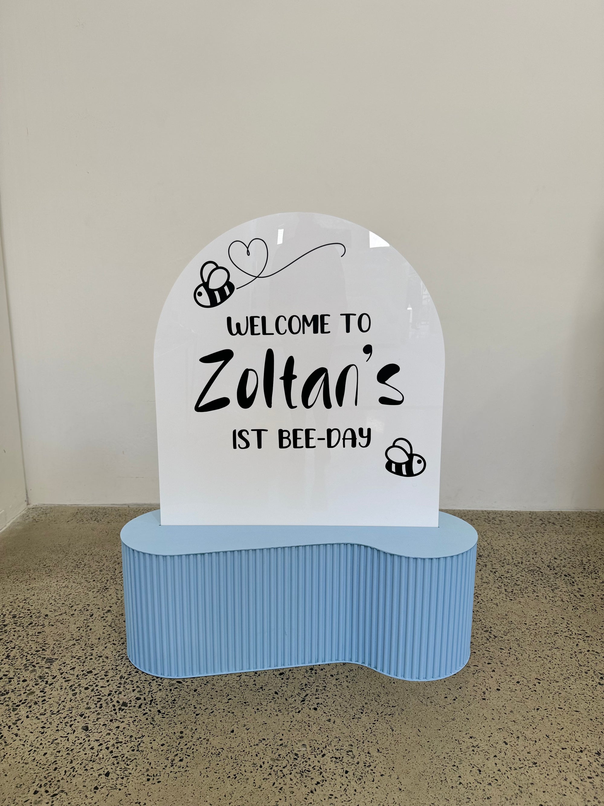 Ripple Welcome Sign & Personalised Decal