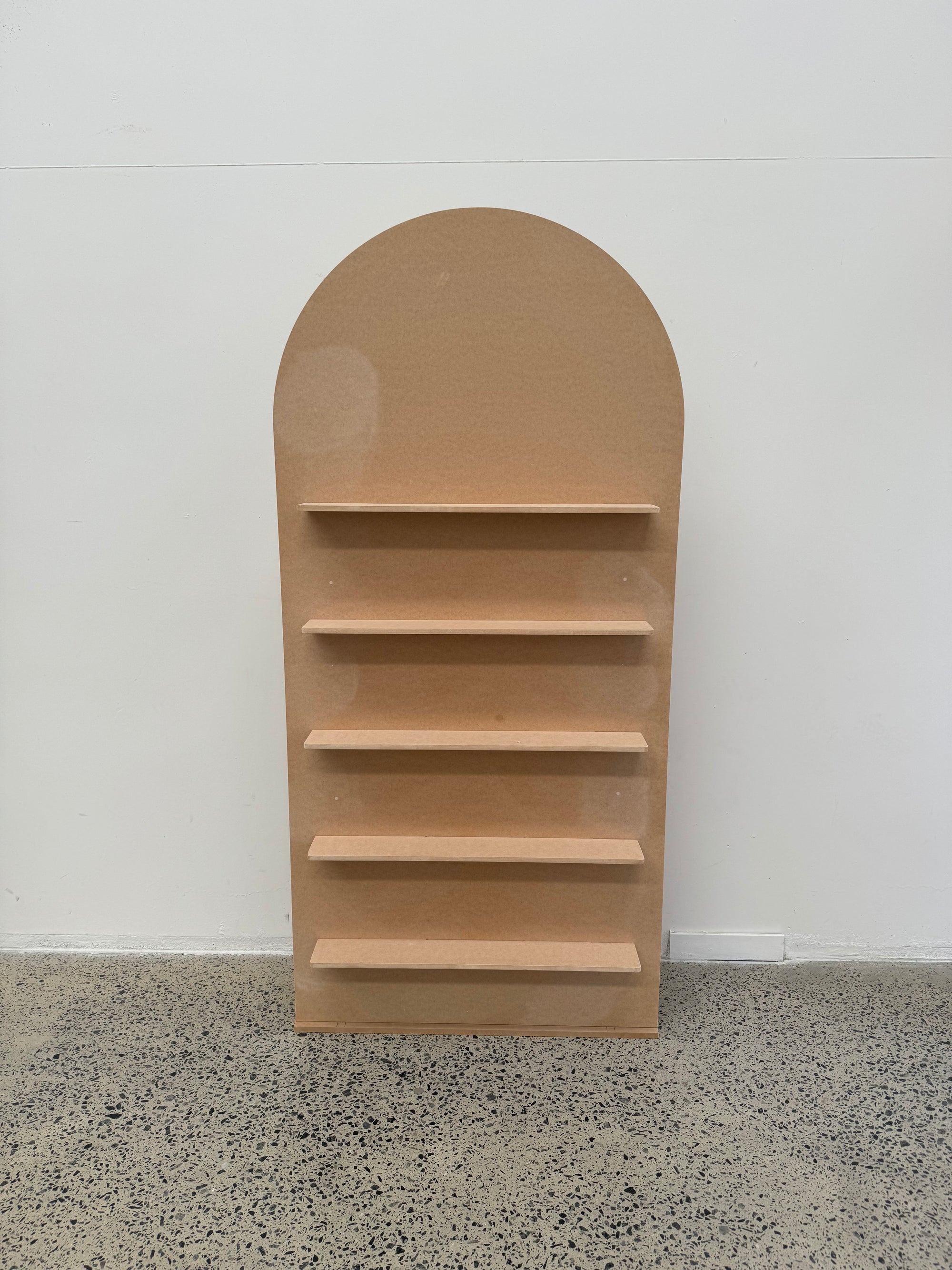 Ripple Arch Favour Wall