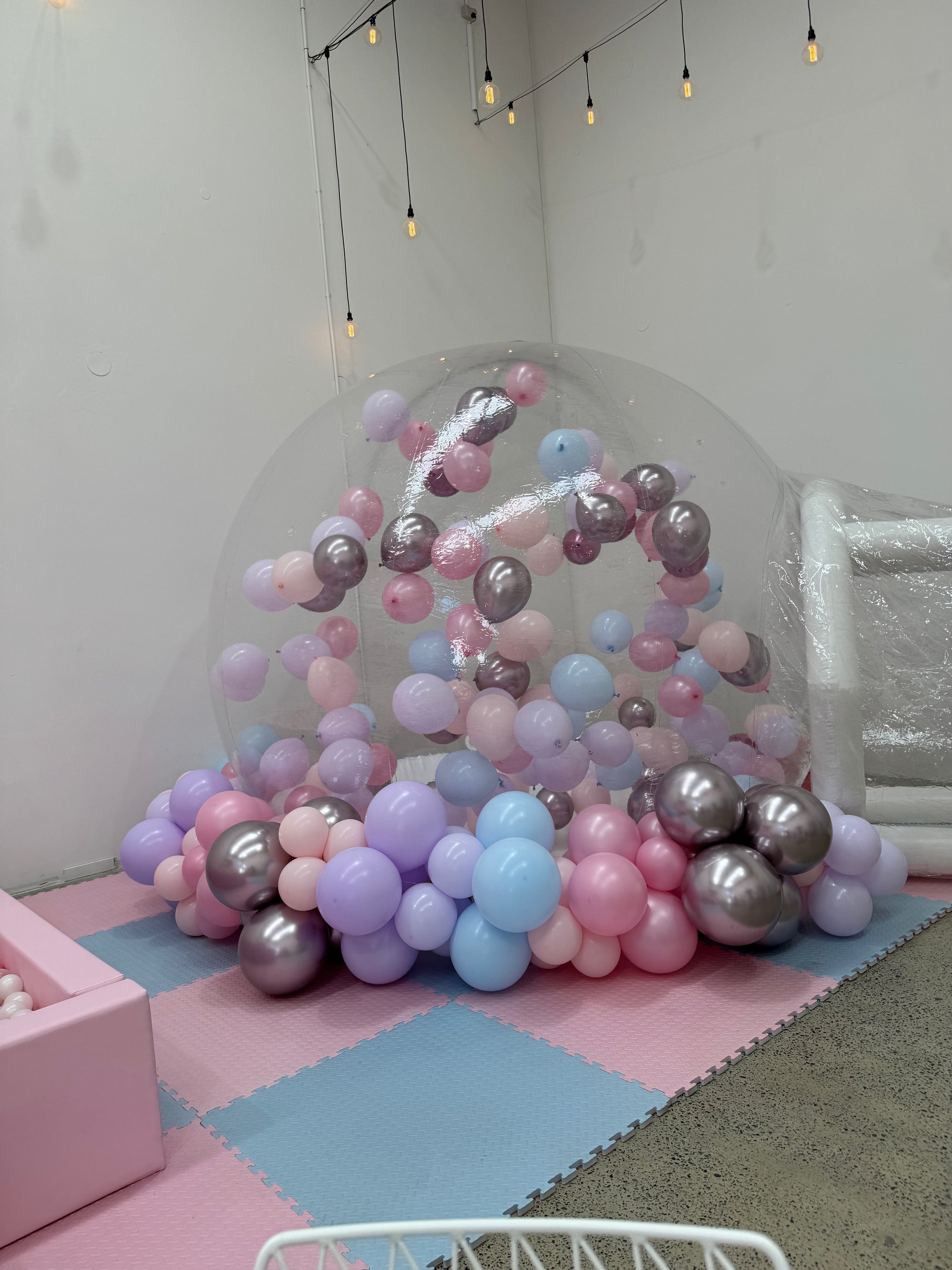 XL Bubble House