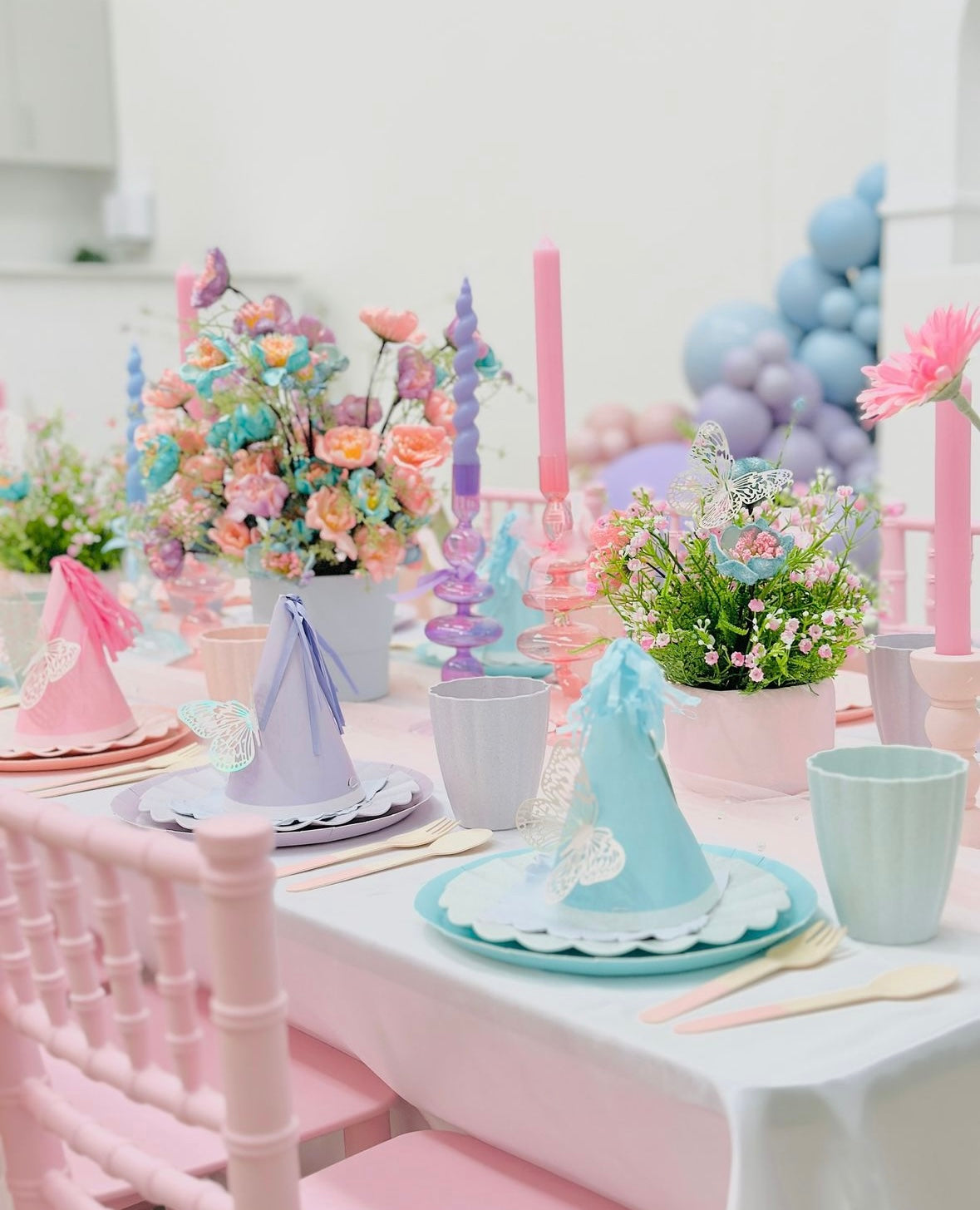 Party Table Setup & Styling